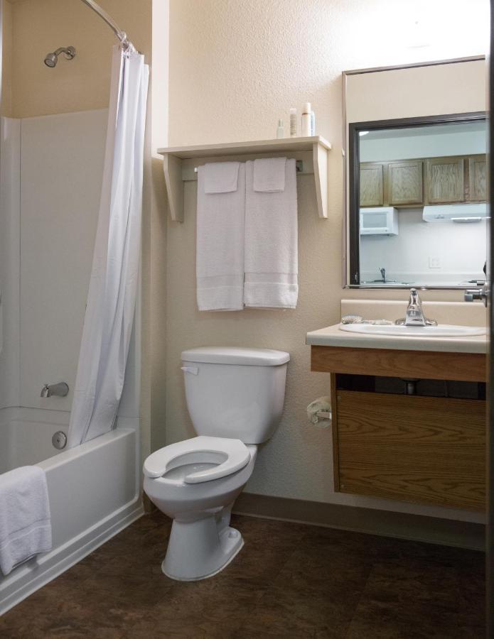 Woodspring Suites Council Bluffs Eksteriør bilde